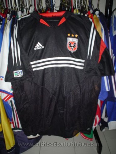 DC United Home football shirt 2004