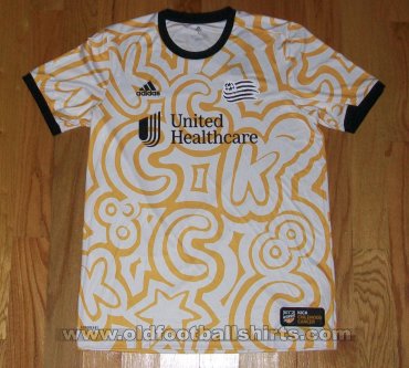 New England Revolution Training/Leisure football shirt 2021