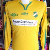 Home football shirt (unknown year)