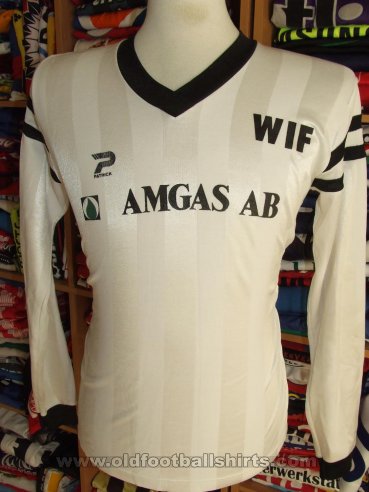 Wedevags IF Home football shirt (unknown year)