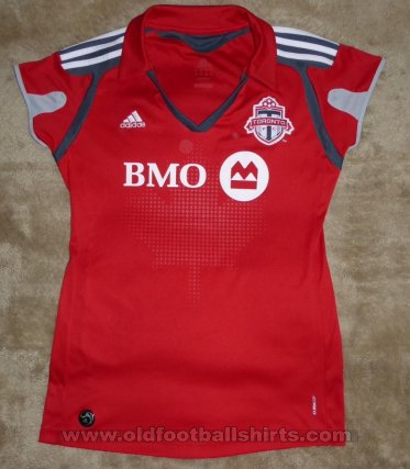 Toronto FC Training/Leisure football shirt 2013 - 2014