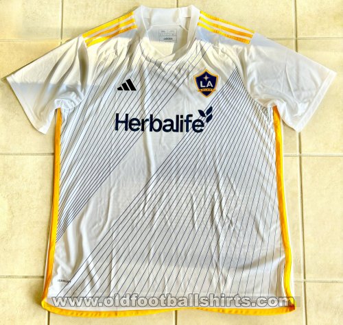 Los Angeles Galaxy Home Fußball-Trikots 2024