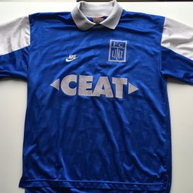 FC Blau-Weiss Linz Home futbol forması 1996 - 1997 sponsored by Ceat