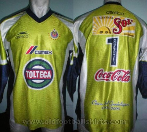 Chivas de Guadalajara Goalkeeper football shirt 2000