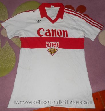 VfB Stuttgart Özel futbol forması 1984 - 1985