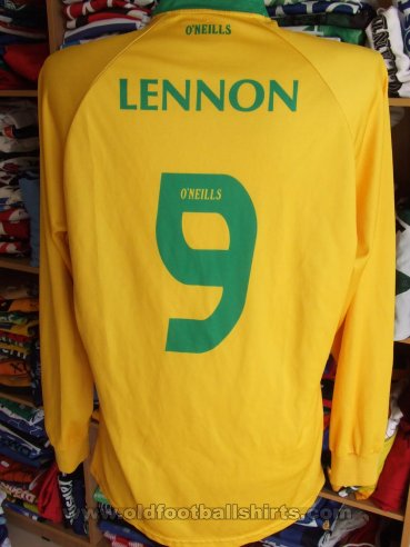 Bangor Celtic FC Home football shirt (unknown year)