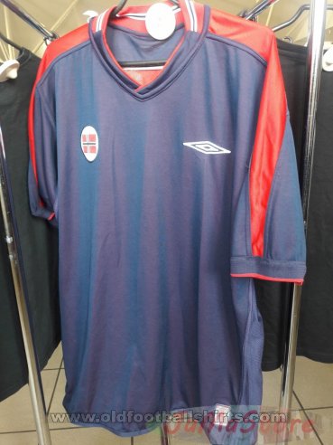 Norway Home baju bolasepak 2003 - 2005