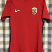 Norway Home φανέλα ποδόσφαιρου 2016 - 2018
