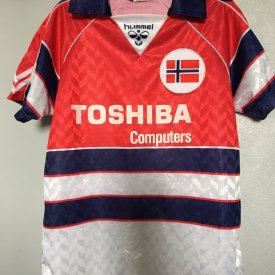 Norway Home football shirt 1988 - 1990 sponsored by Toshiba