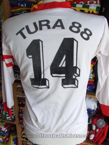Tura 88 Duisburg  Home football shirt (unknown year)