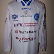 Away football shirt (unknown year)