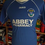 Away football shirt (unknown year)