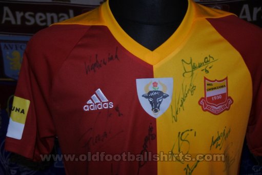Chojniczanka Chojnice Home football shirt 2020 - 2021