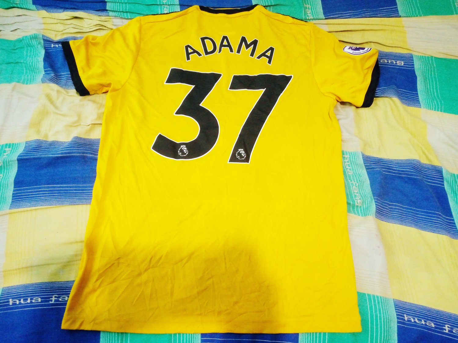 maillot de foot Wolverhampton 2023 2024 2025 pas cher
