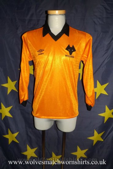 Wolverhampton Wanderers Home football shirt 1980 - 1982