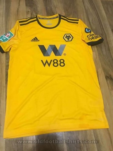 Wolverhampton Wanderers Home football shirt 2018 - 2019