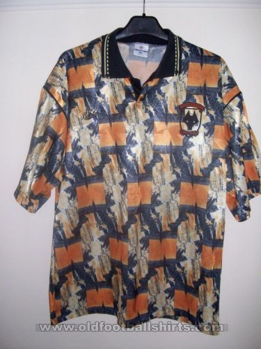 Wolverhampton Wanderers Training/Leisure football shirt 1990 - 2013