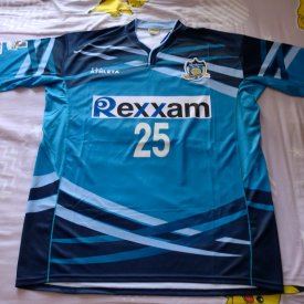 Kamatamare Sanuki Home football shirt 2018 sponsored by Rexxam