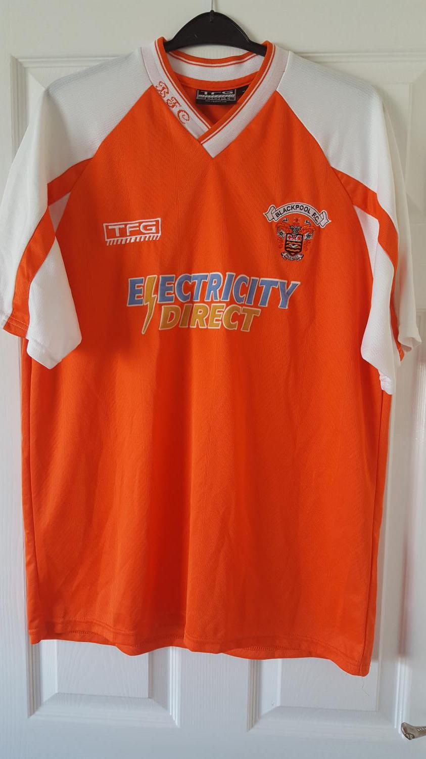 Blackpool Home football shirt 2001 - 2003. Sponsored by Electricity Direct
