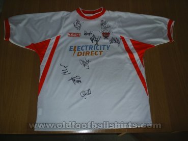 Blackpool Away football shirt 2001 - 2002