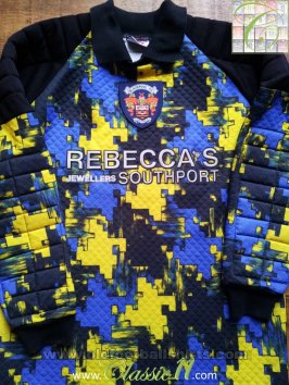 Blackpool Goalkeeper football shirt 1995 - 1997