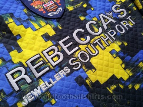 Blackpool Goalkeeper football shirt 1995 - 1997