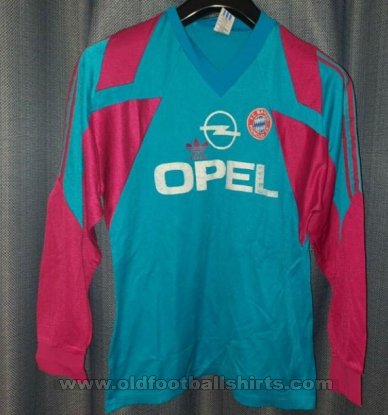 Bayern Munich II Away football shirt 1990 - 1991