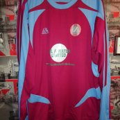 Home football shirt (unknown year)