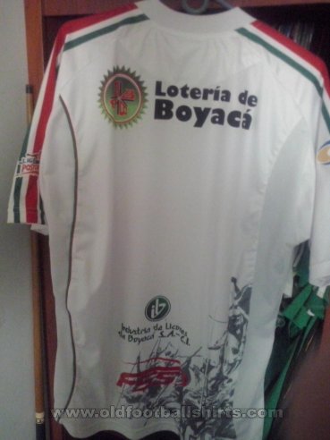 Patriotas F.C. Away football shirt 2012