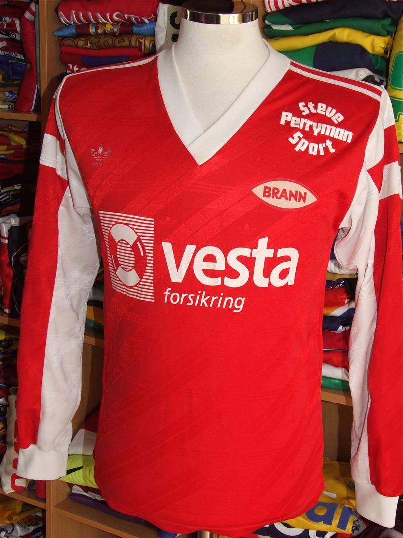 Maillot Entraînement Brann Bergen Umbro 2003/2004 – Rouge, Taille XL, Norvège