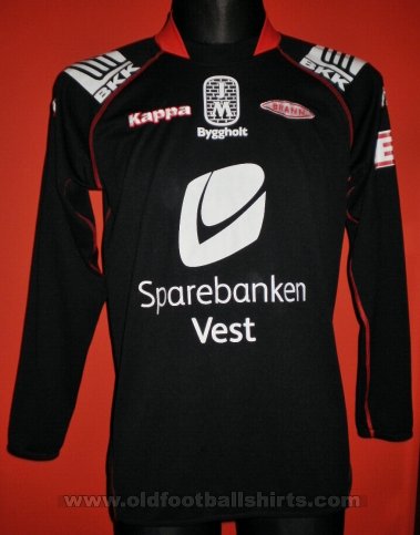 Brann Bergen Away football shirt 2008 - 2009