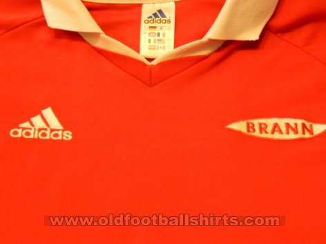 Brann Bergen Home football shirt 2001