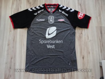 Brann Bergen Away football shirt 2013 - 2014