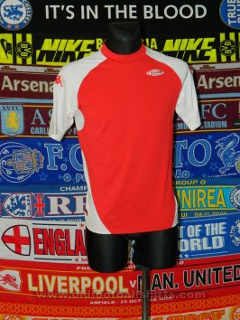 Brann Bergen Home football shirt 2009 - 2010