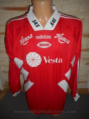 Brann Bergen Home football shirt 1995