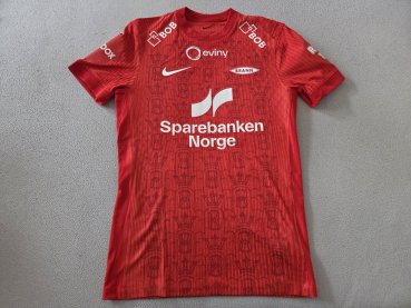 Brann Bergen Home football shirt 2026