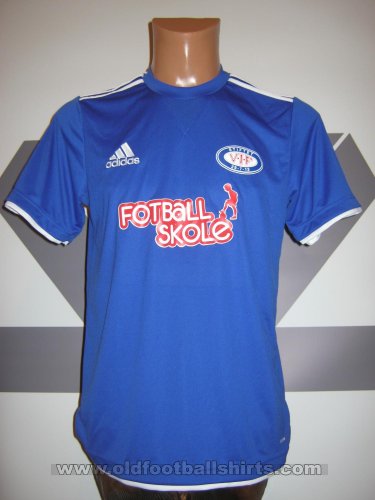 Vålerenga Home football shirt (unknown year)
