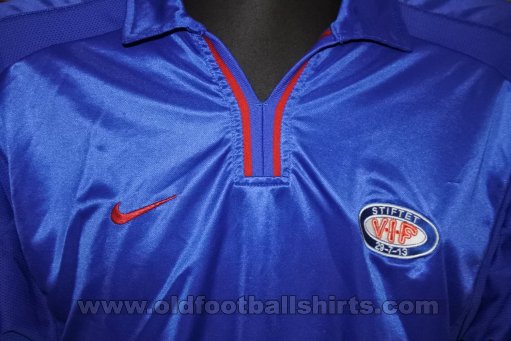 Vålerenga Home football shirt 2000 - 2002