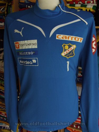 Lyn Training/Leisure football shirt 2009