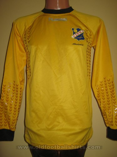 Lyn Goalkeeper football shirt (unknown year)