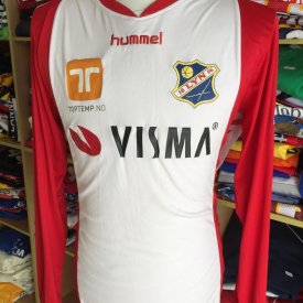 Lyn Home football shirt 2011 sponsored by Visma