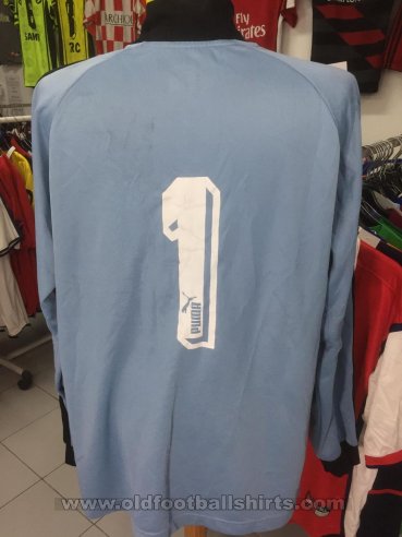 Lyn Goalkeeper football shirt (unknown year)