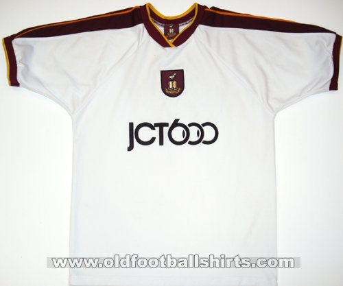 Bradford City Away football shirt 2001 - 2003