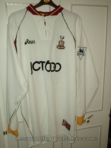 Bradford City Away football shirt 1999 - 2001