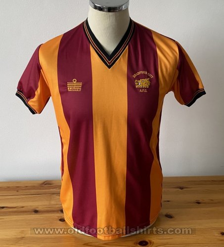 Bradford City Home football shirt 1985 - 1987