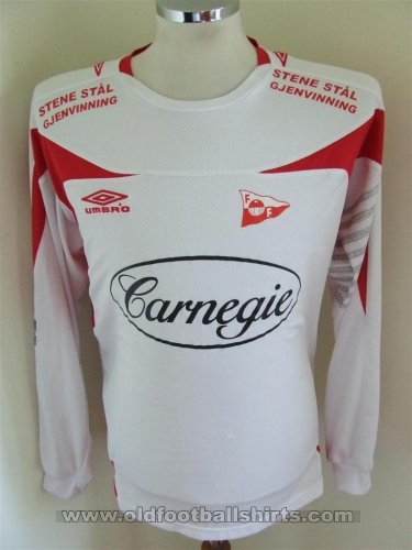 Fredrikstad FK Home football shirt 2007