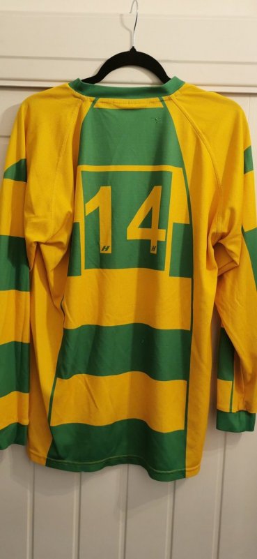 Runcorn Linnets F.C. Home football shirt (unknown year)