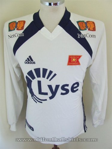 Viking Stavanger Away football shirt 2002