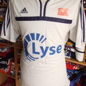Away football shirt 2000 - 2005