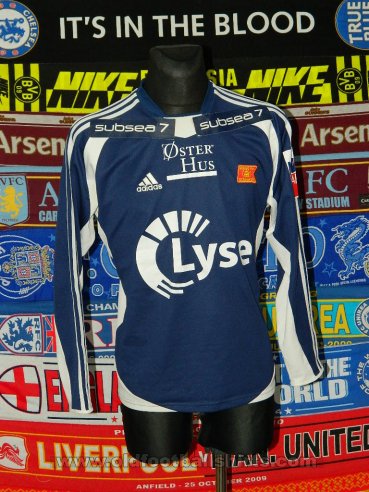 Viking Stavanger Home football shirt 2003 - 2004